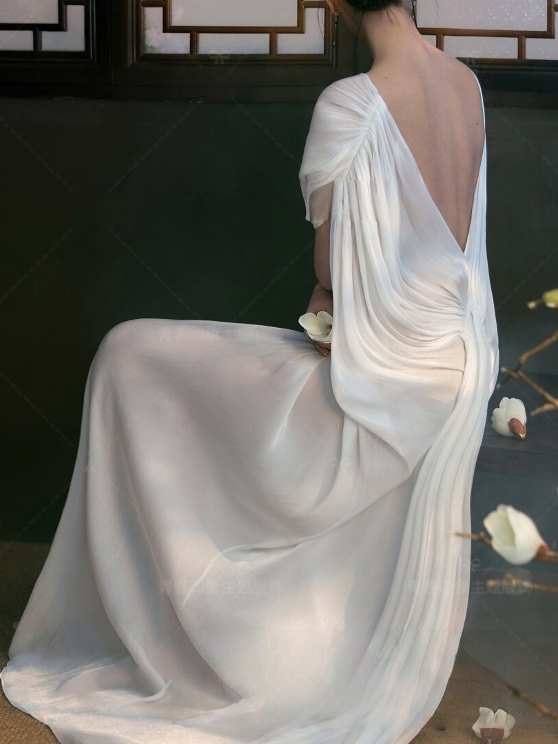시크한 중국풍 백리스 드레스 사진 촬영 스튜디오 예술적 - Photography Studio 리뷰 및 가격