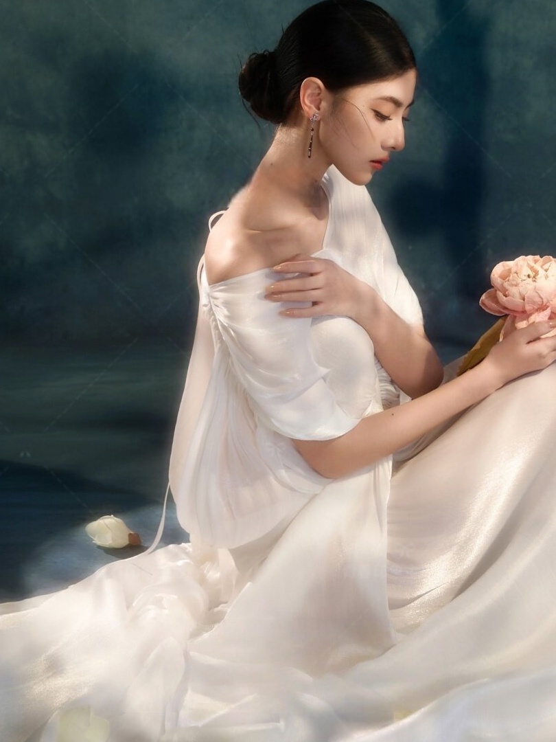 시크한 중국풍 백리스 드레스 사진 촬영 스튜디오 예술적 - Photography Studio 리뷰 및 가격